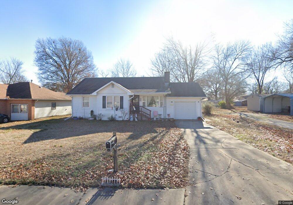 3124 Appleton St, Parsons, KS 67357 - photo 1