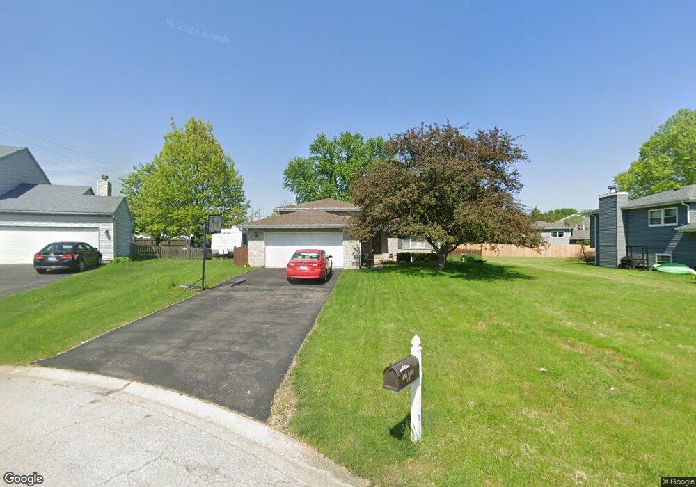 124 Rick Ct, Oswego, IL 60543 - photo 1