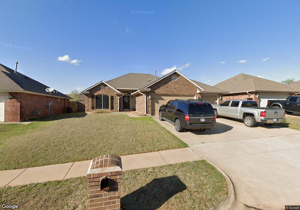2121 NE 7th St, Moore, OK 73160 - photo 1