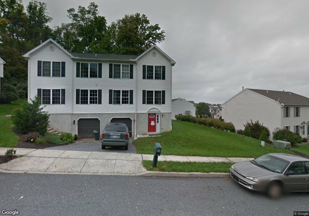 604 Frederick St, Reading, PA 19608 - photo 1