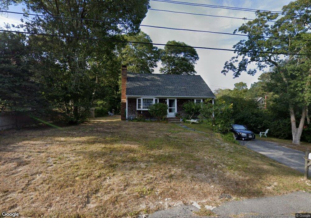 18 Ferndale Rd, Hyannis, MA 02601 - photo 1