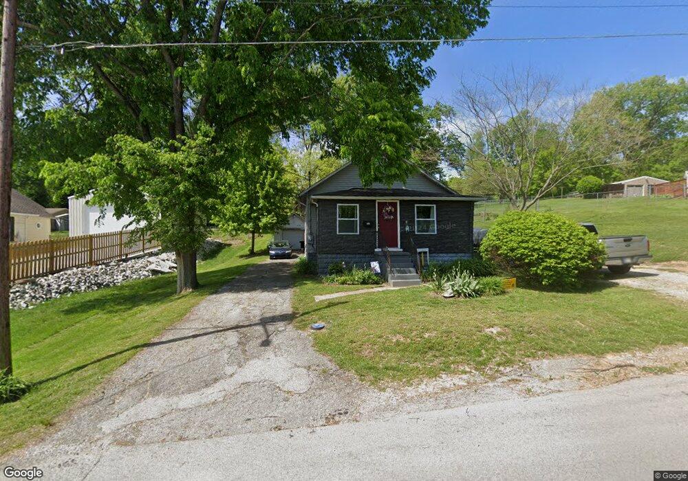 818 Capitol Blvd, Corydon, IN 47112 - photo 1