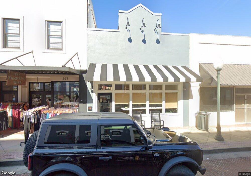 211 E Water St, Bainbridge, GA 39817 - photo 1