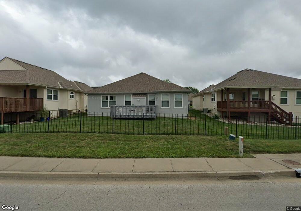 505 NW Durango Ct, Blue Springs, MO 64014 - photo 1