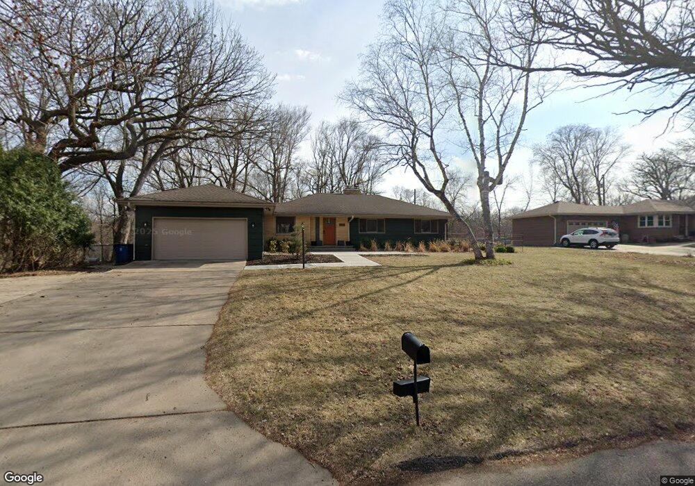 17003 Sherwood Rd, Minnetonka, MN 55345 - photo 1