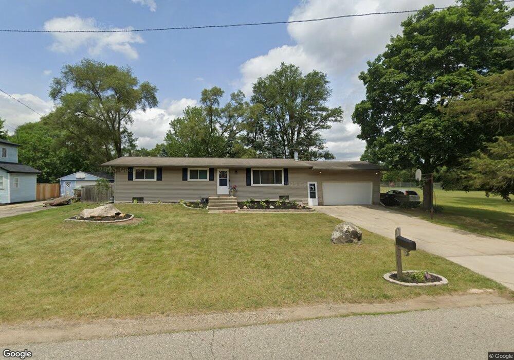 1029 Dahlia Ave, Wayland, MI 49348 - photo 1