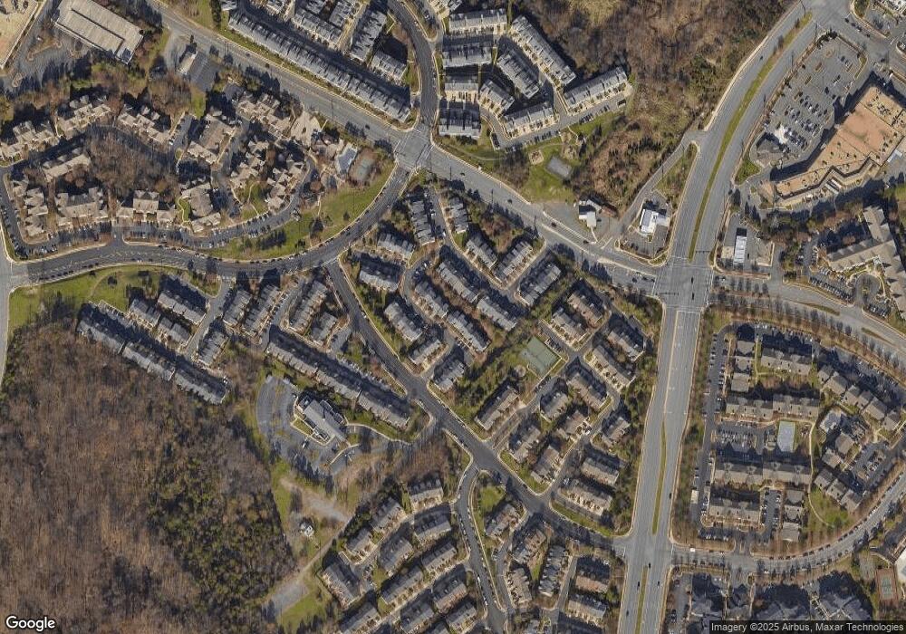 2565 Chase Wellesley Dr, Herndon, VA 20171 - photo 1