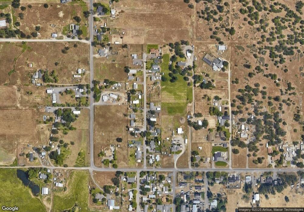 6482 Wilson Ln, Central Point, OR 97502 - photo 1