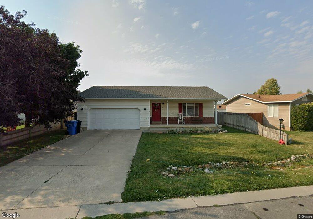 30 Manitoban Ln, Hyrum, UT 84319 - photo 1