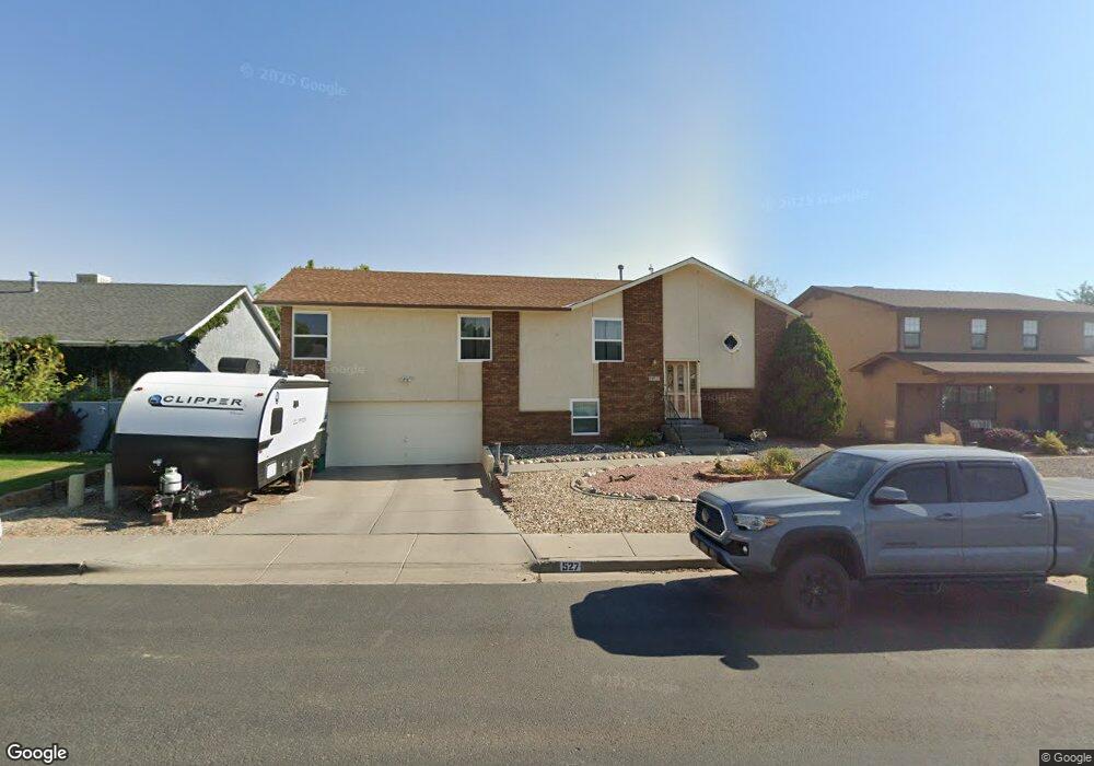 527 Teton Dr, Farmington, NM 87401 - photo 1