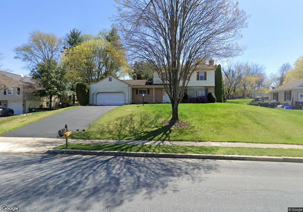 4822 Farming Ridge Blvd, Reading, PA 19606 - photo 1