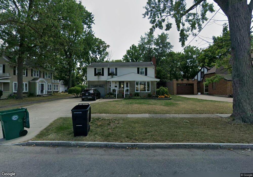 943 Maple Ave, Niagara Falls, NY 14305 - photo 1