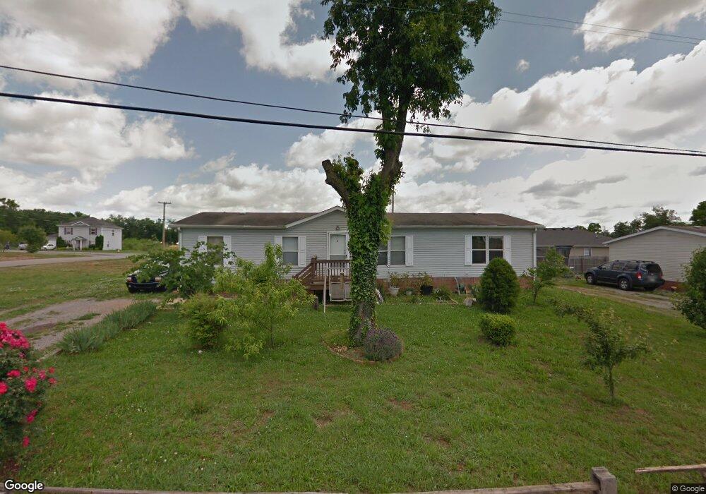 308 Quarry St, Shelbyville, TN 37160 - photo 1