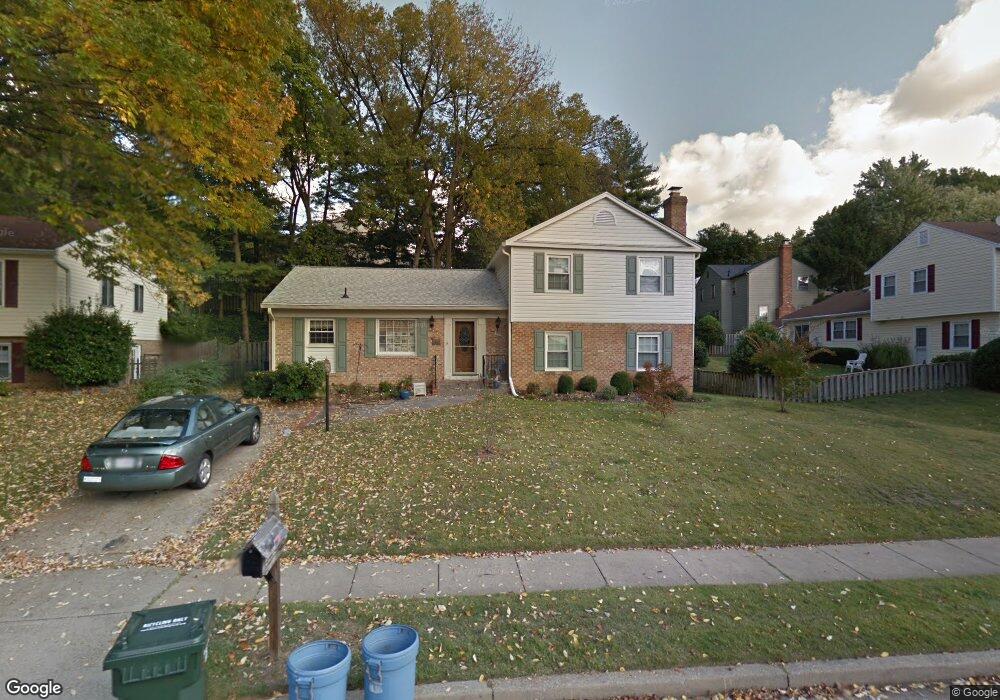 3802 Stonebridge Rd, Alexandria, VA 22306 - photo 1