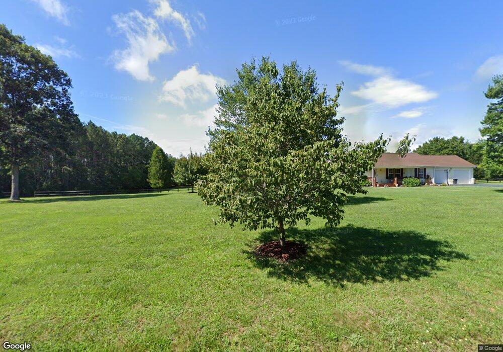 5328 Rolling Rd, Scottsville, VA 24590 - photo 1