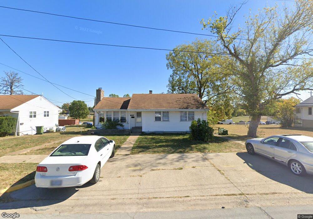 1402 N Elm St unit 1404, Rolla, MO 65401 - photo 1