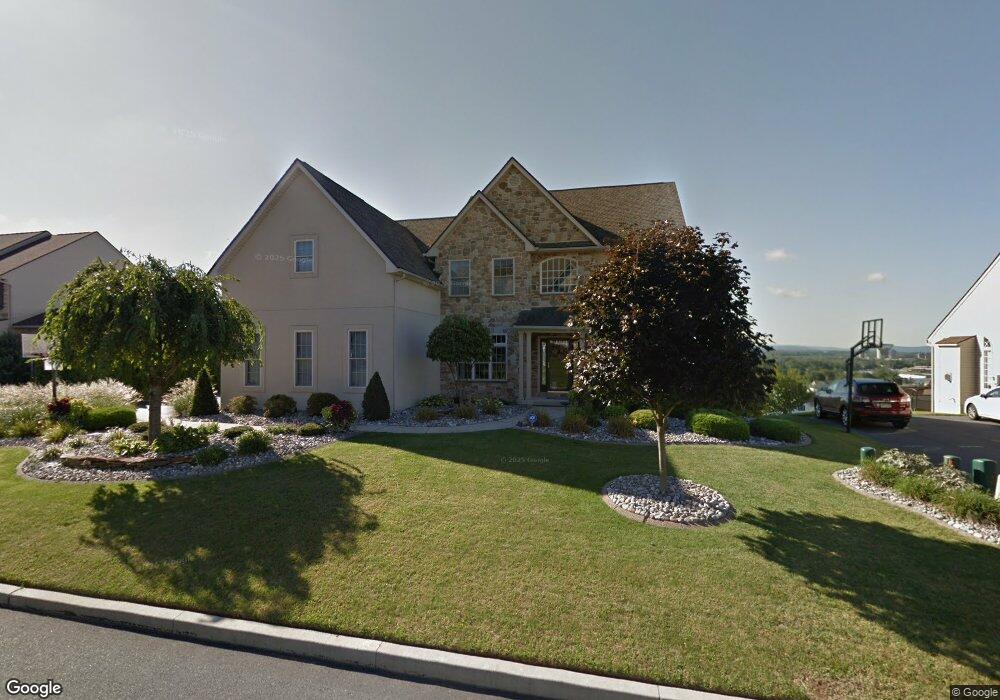 543 City View Dr, Nazareth, PA 18064 - photo 1