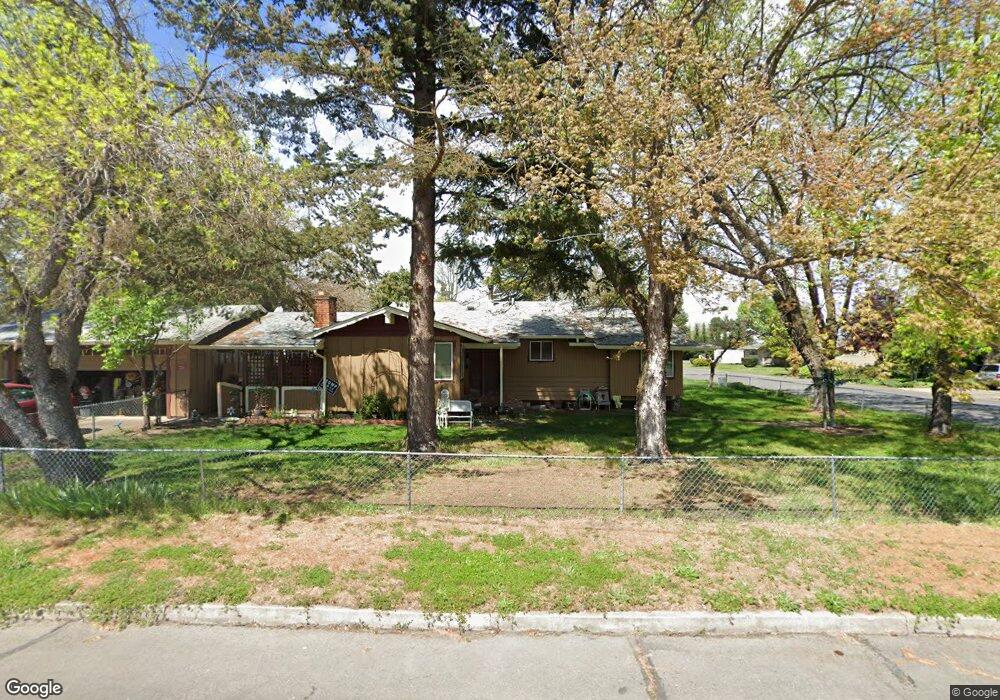 442 N Central Valley Dr, Central Point, OR 97502 - photo 1