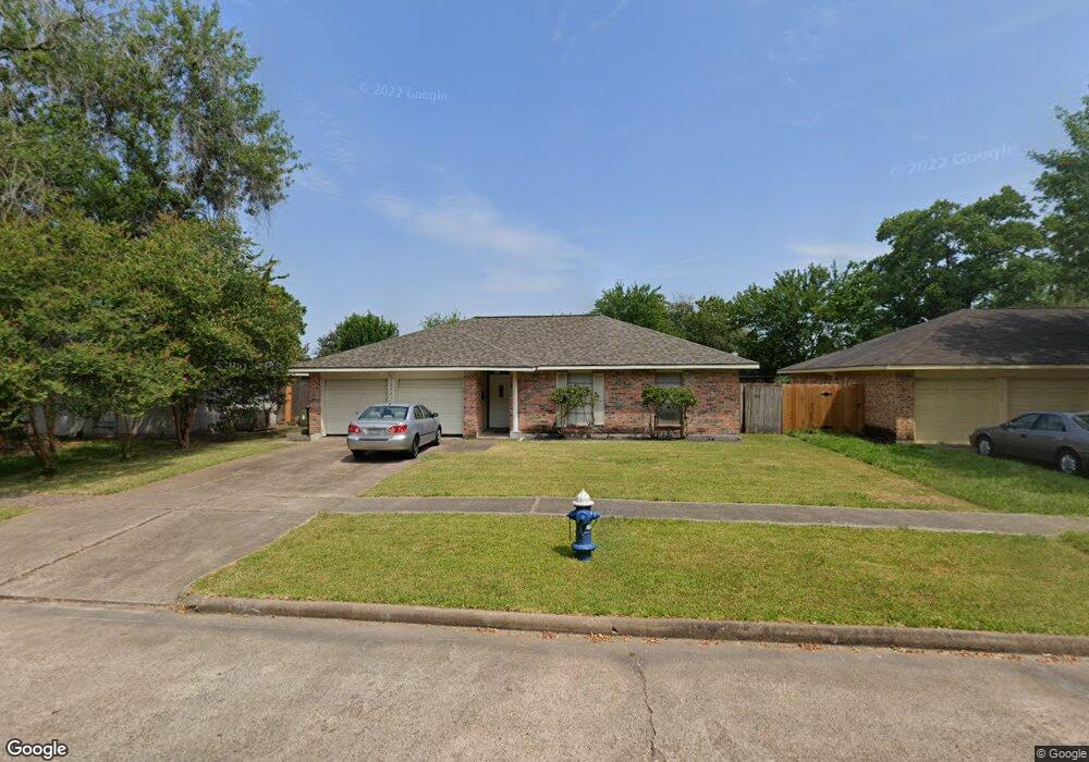 10523 Kirkdale Dr, Houston, TX 77089 - photo 1