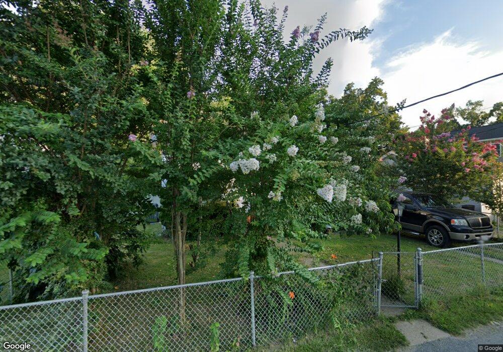 805 Platinum Ave, Essex, MD 21221 - photo 1