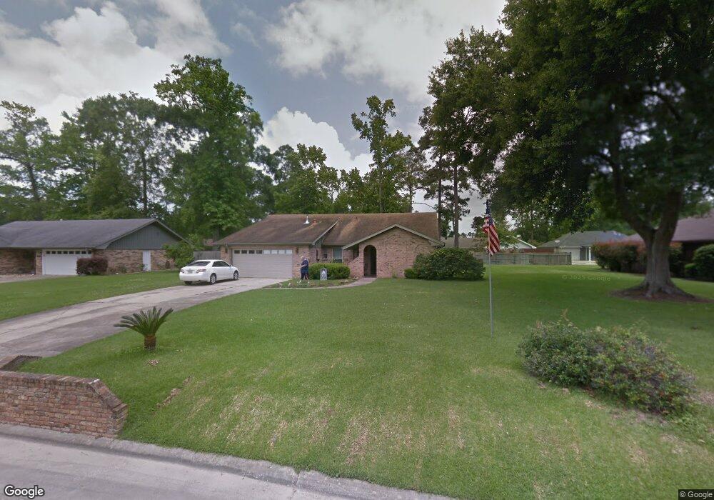 1438 S Chateau Cir, Lake Charles, LA 70605 - photo 1