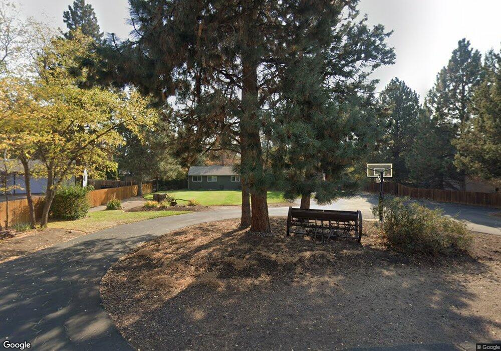 21041 Thomas Dr, Bend, OR 97702 - photo 1