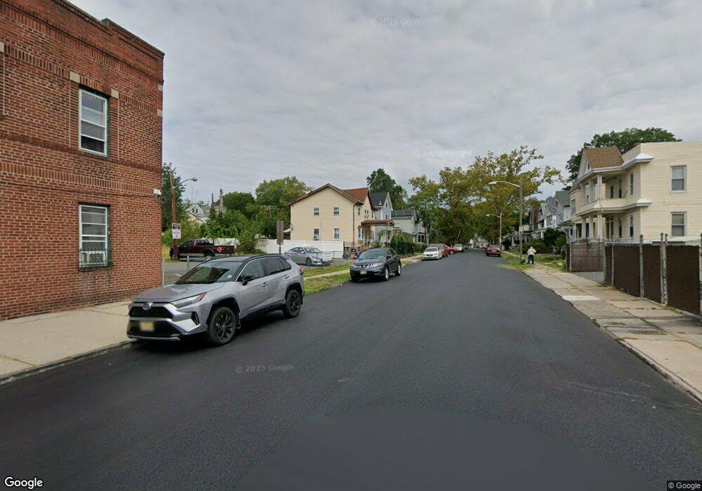 35 Bedford St, East Orange, NJ 07018 - photo 1