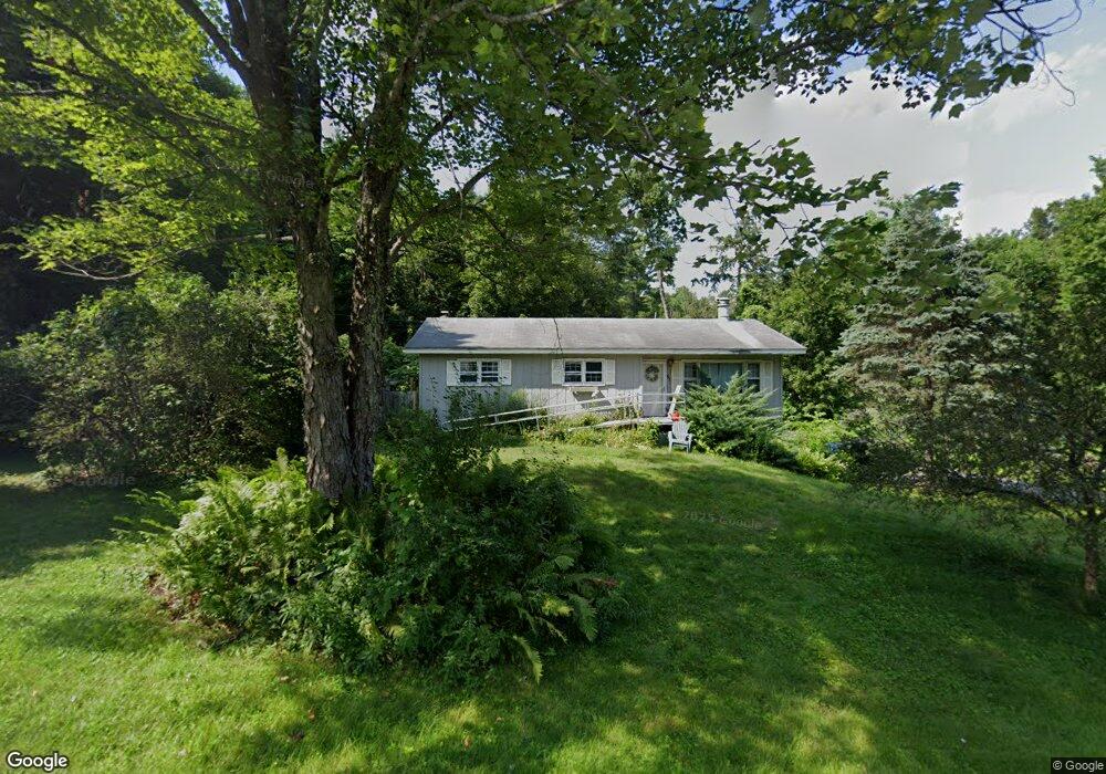 51 Linda Dr, Rutland, VT 05701 - photo 1