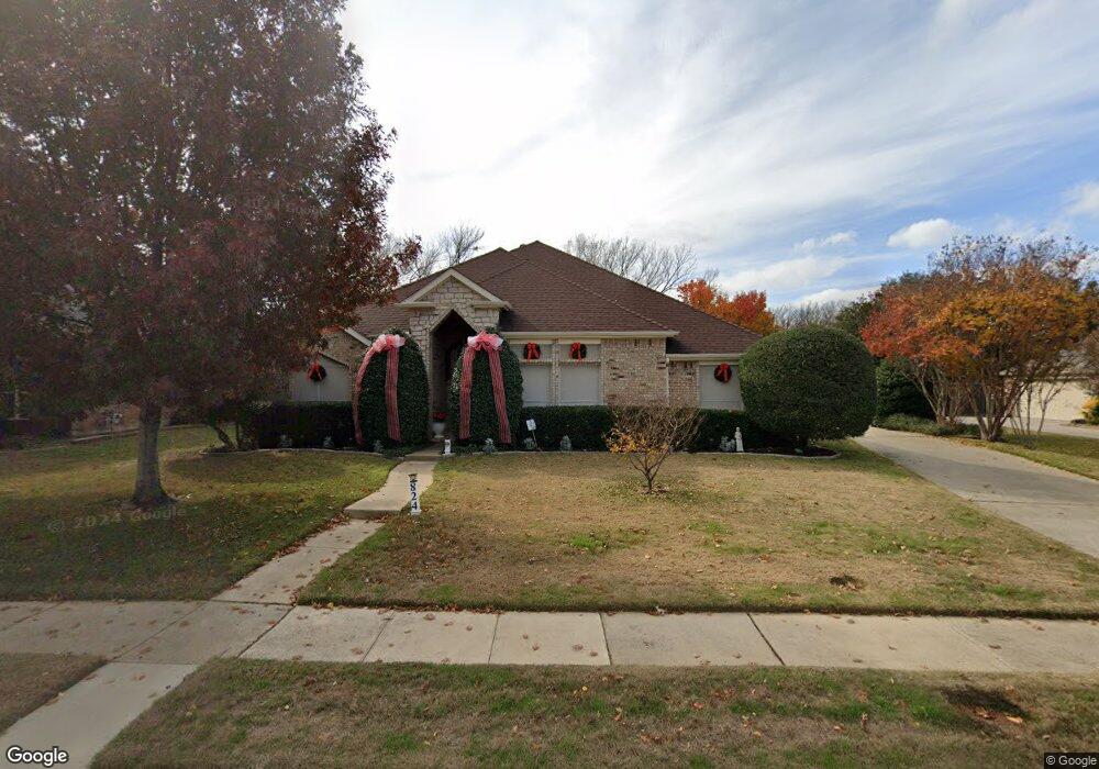 824 Abbots Ln, Denton, TX 76205 - photo 1