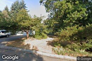 8594 SE 73rd St, Mercer Island, WA 98040