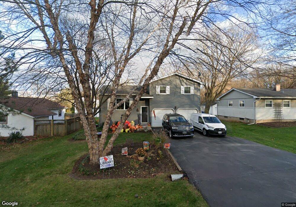 902 Nevin St unit 12, Algonquin, IL 60102 - photo 1