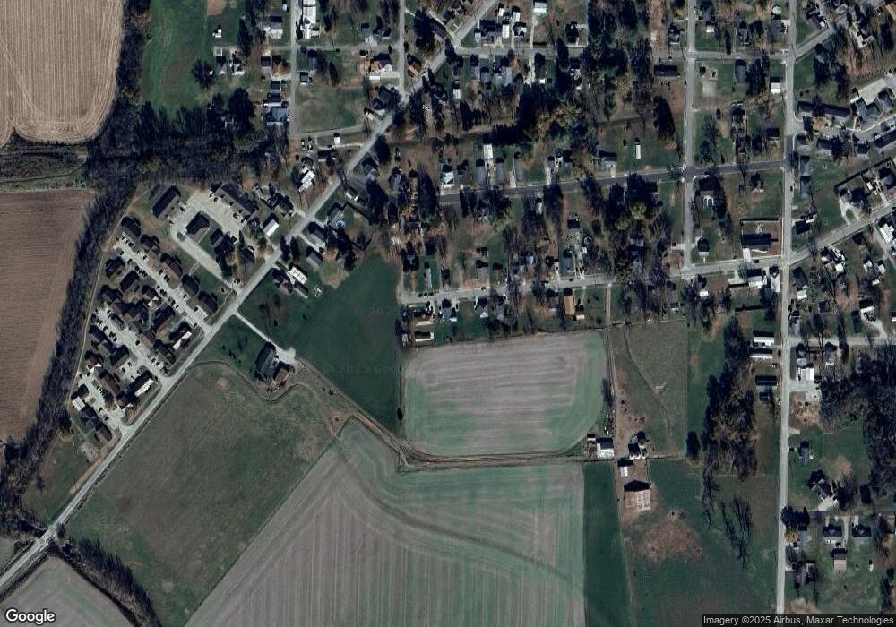 725 Alton St, Bicknell, IN 47512 - photo 1