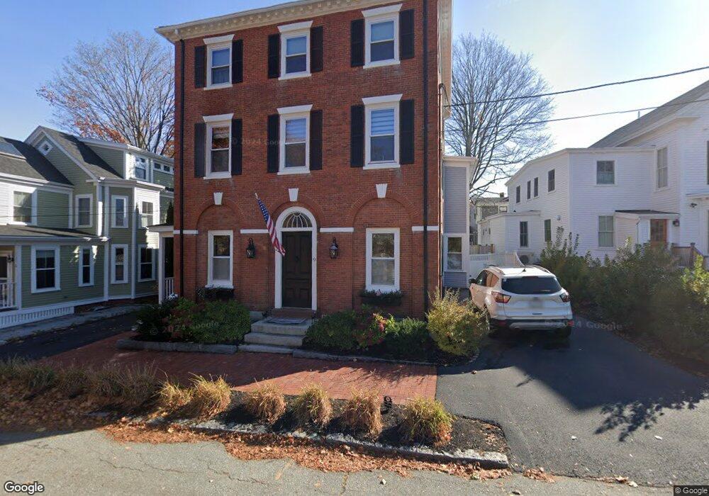 9 Buck St unit 2, Newburyport, MA 01950 - photo 1