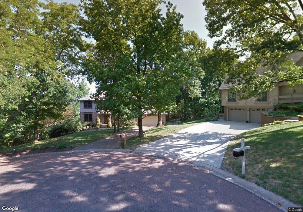 4723 Summit Ct, Shawnee, KS 66216 - photo 1