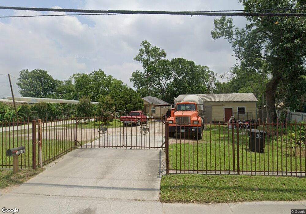 10614 Aldine Westfield Rd, Houston, TX 77093 - photo 1