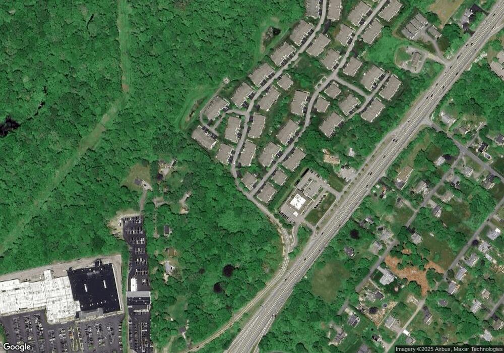 155 Camden Ct, Wakefield, RI 02879 - photo 1