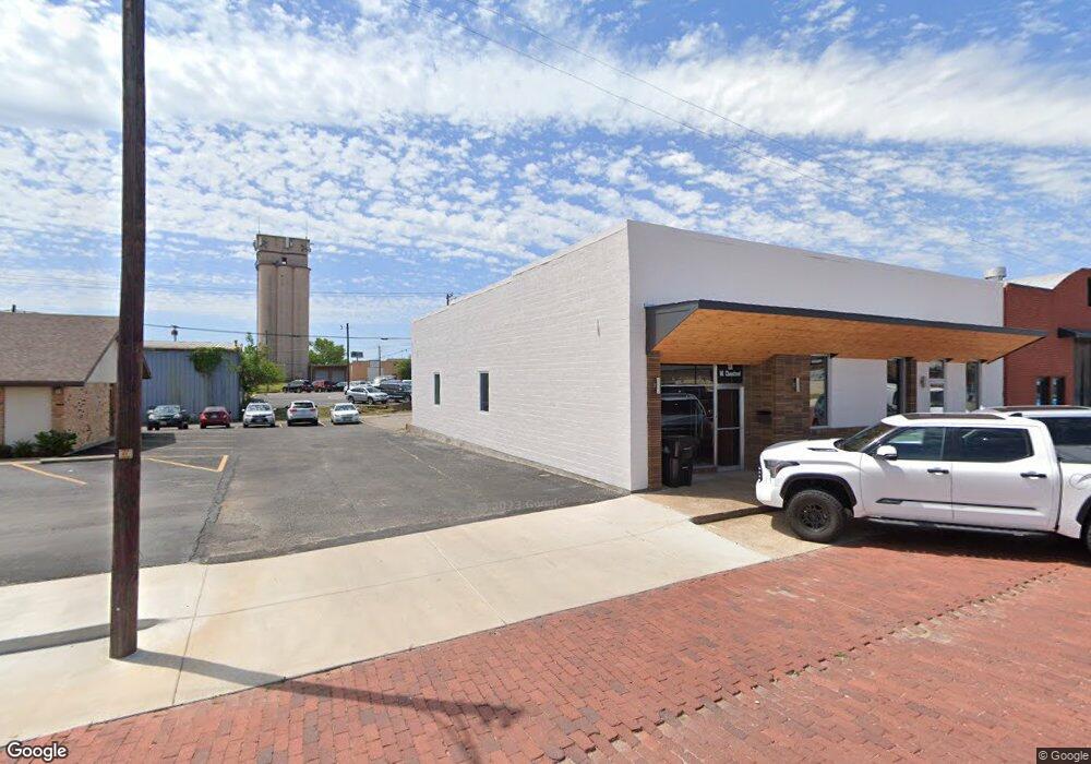 118 W Chestnut St, Denison, TX 75021 - photo 1