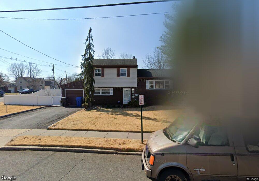 5 Erik Dr, Fords, NJ 08863 - photo 1