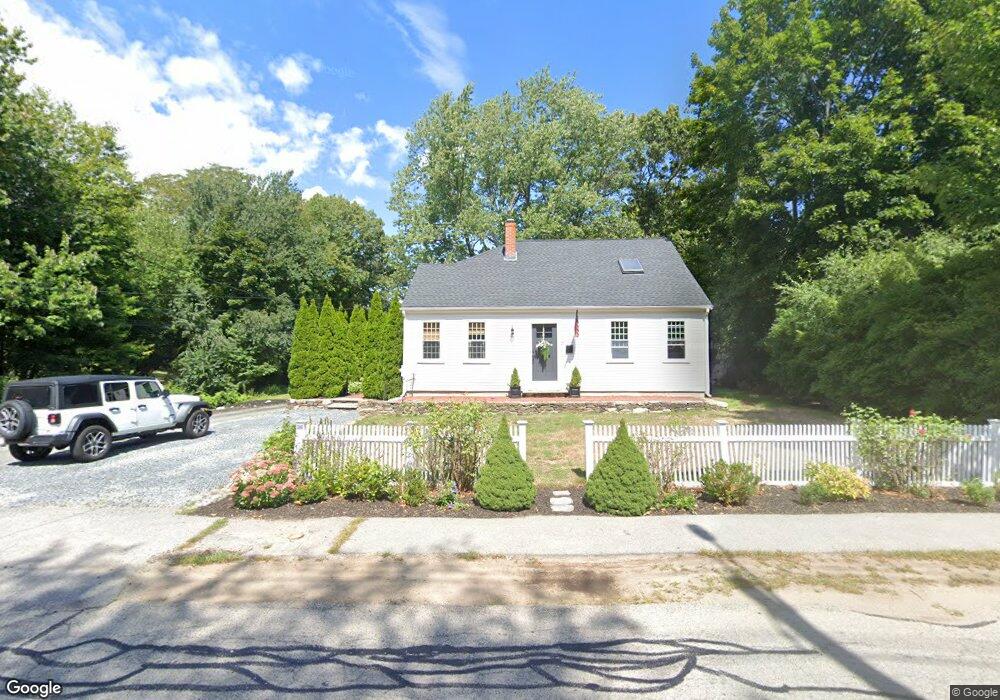 23 Hobart St, Hingham, MA 02043 - photo 1