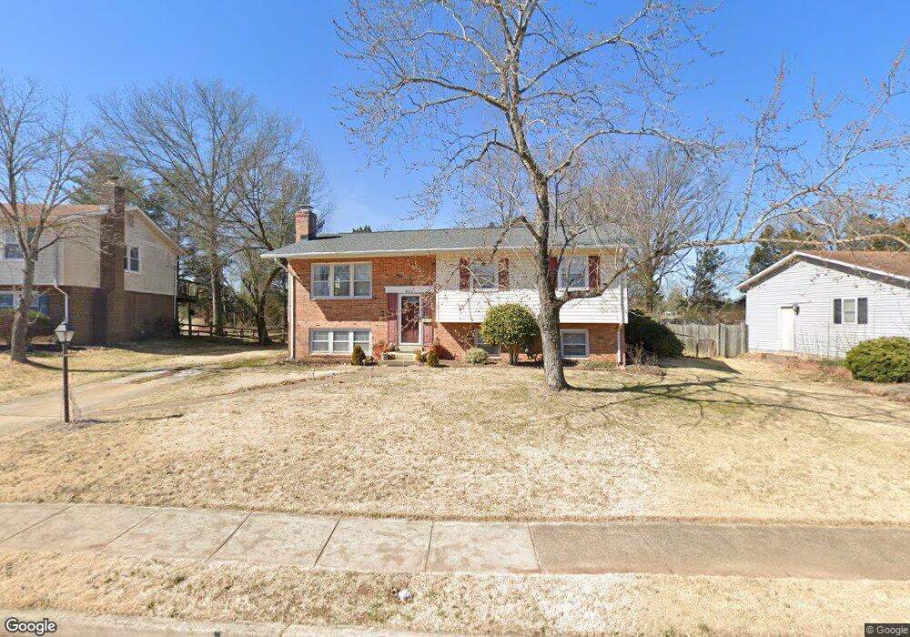 9513 Dublin Dr, Manassas, VA 20109 - photo 1