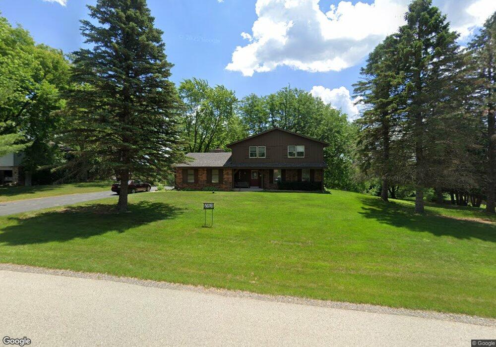 N51W27821 N Willow Creek Dr, Pewaukee, WI 53072 - photo 1