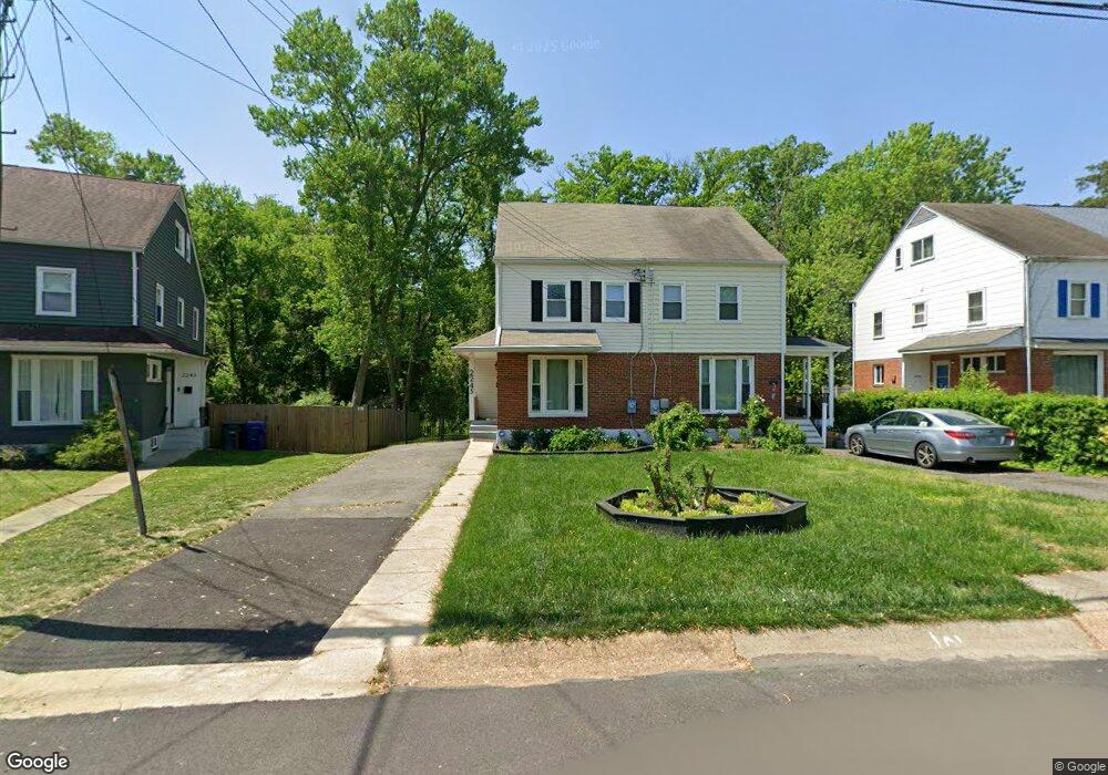 2245 Sweetbriar Dr, Alexandria, VA 22307 - photo 1