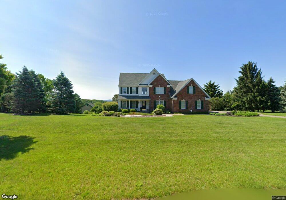 4628 York Dr, Orefield, PA 18069 - photo 1