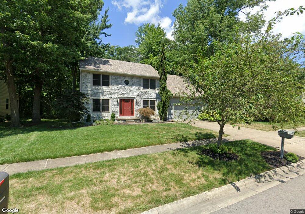 820 Wedgewood Dr, Marysville, OH 43040 - photo 1