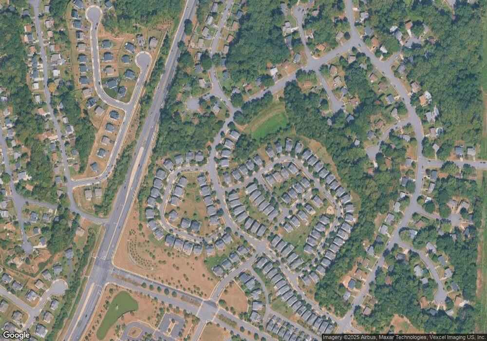 2696 Cast Off Loop, Woodbridge, VA 22191 - photo 1