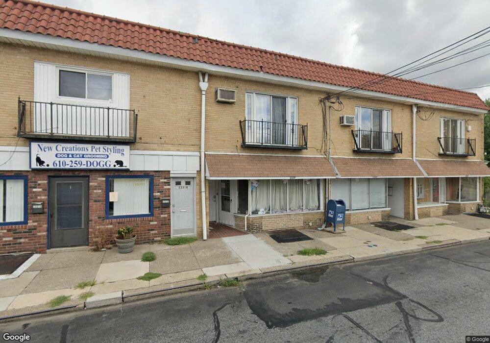 2329 W Marshall Rd, Lansdowne, PA 19050 - photo 1