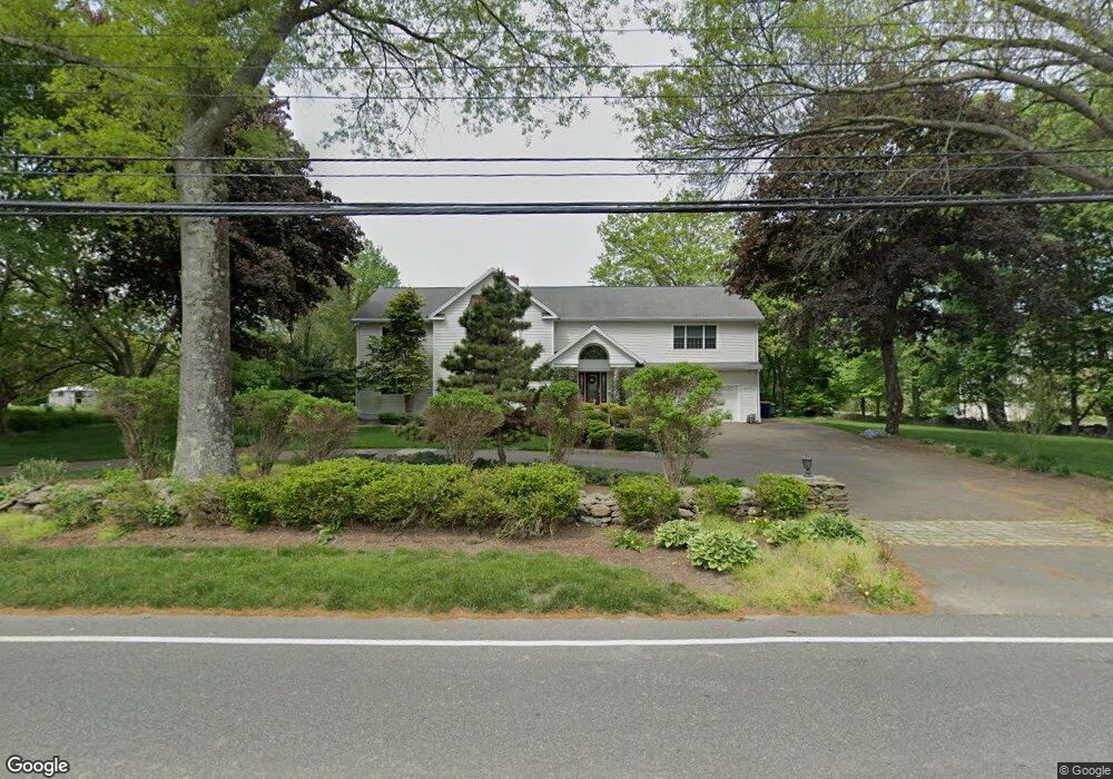 1035 Daniels Farm Rd, Trumbull, CT 06611 - photo 1