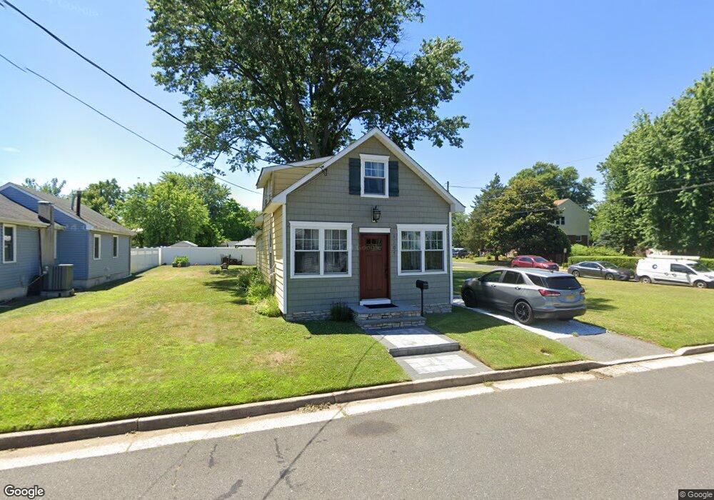 1005 Shore Rd, Keyport, NJ 07735 - photo 1
