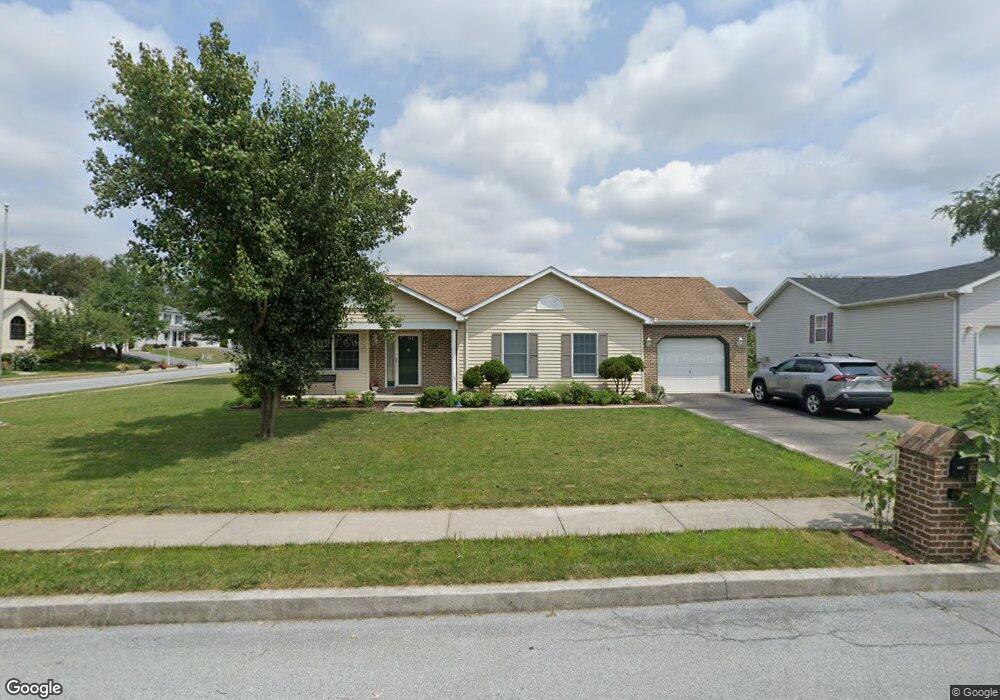 369 Carlton Ave, Harrisburg, PA 17111 - photo 1