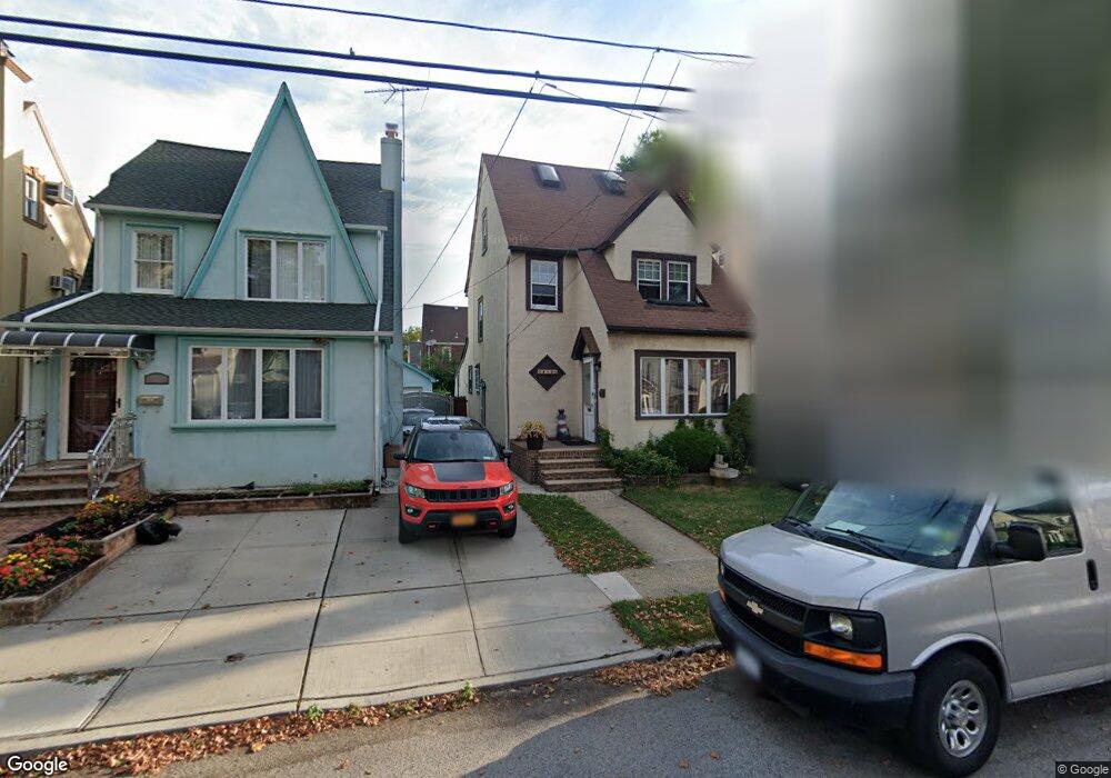 24121 86th Rd, Bellerose, NY 11426 - photo 1